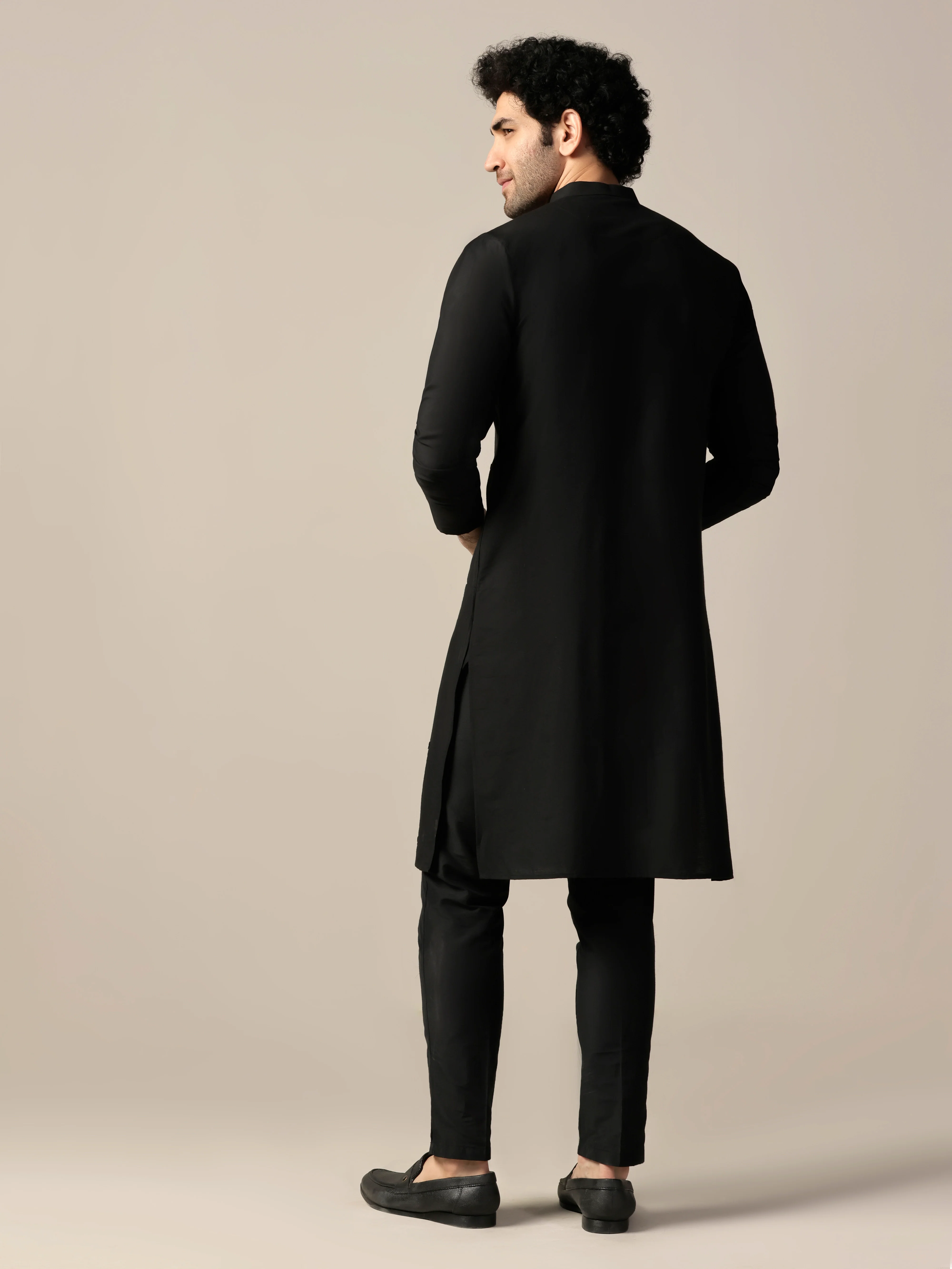 Black Cotton Blend Embroidered Long Kurta - Image 4