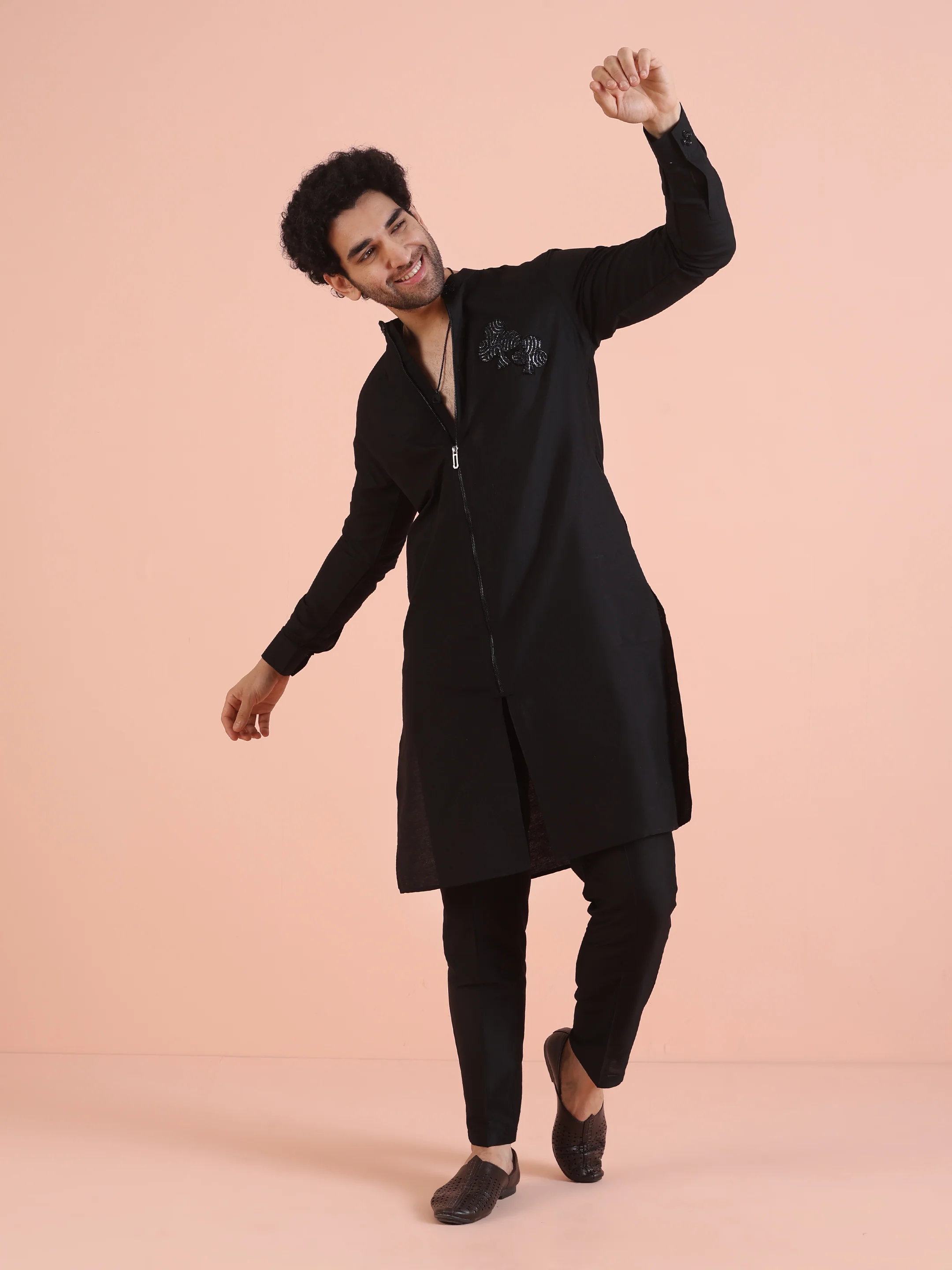 Black Cotton Blend Embroidered Long Kurta - Image 7
