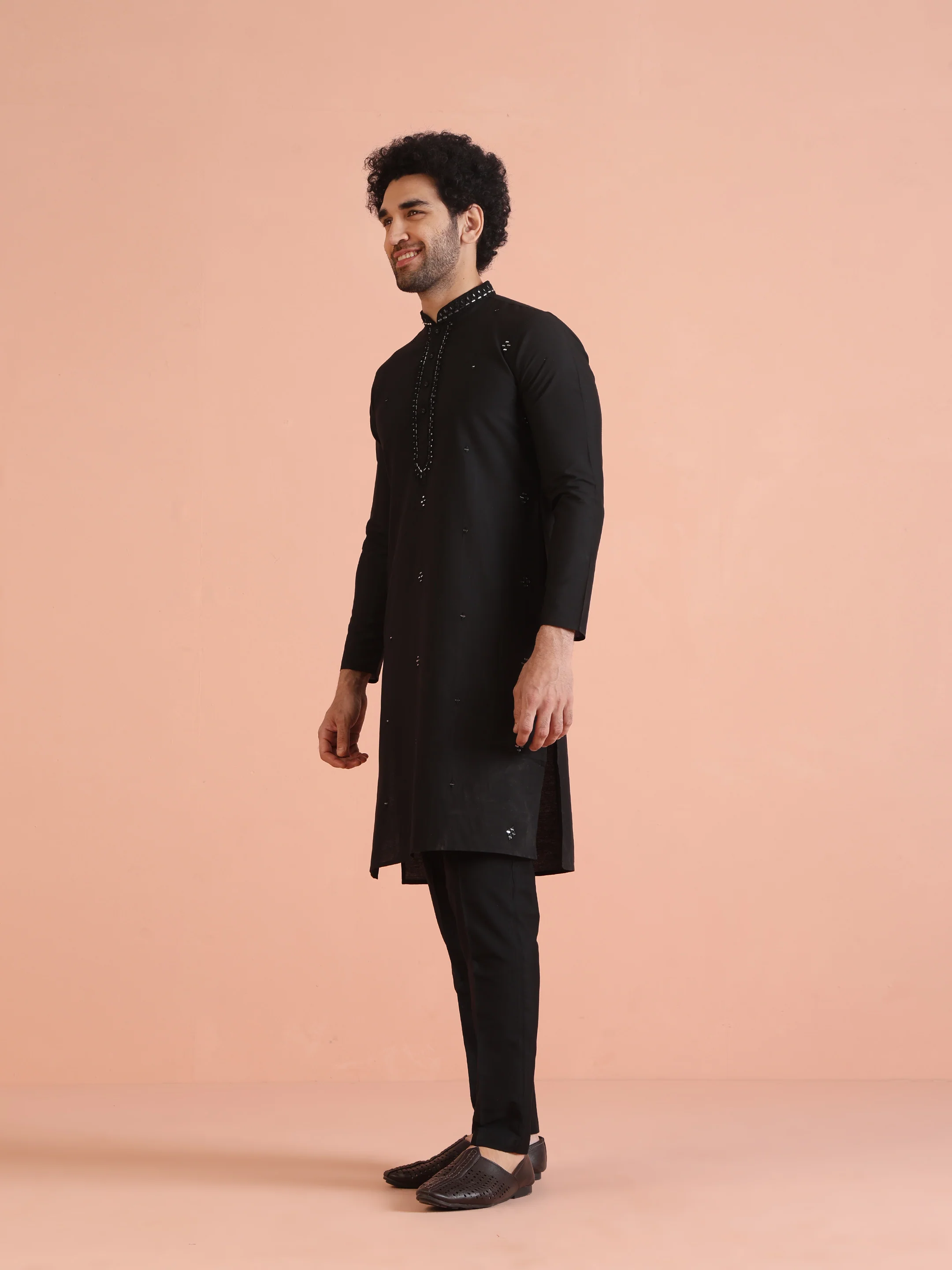 Black Cotton Blend Mirror Work Long Kurta - Image 3