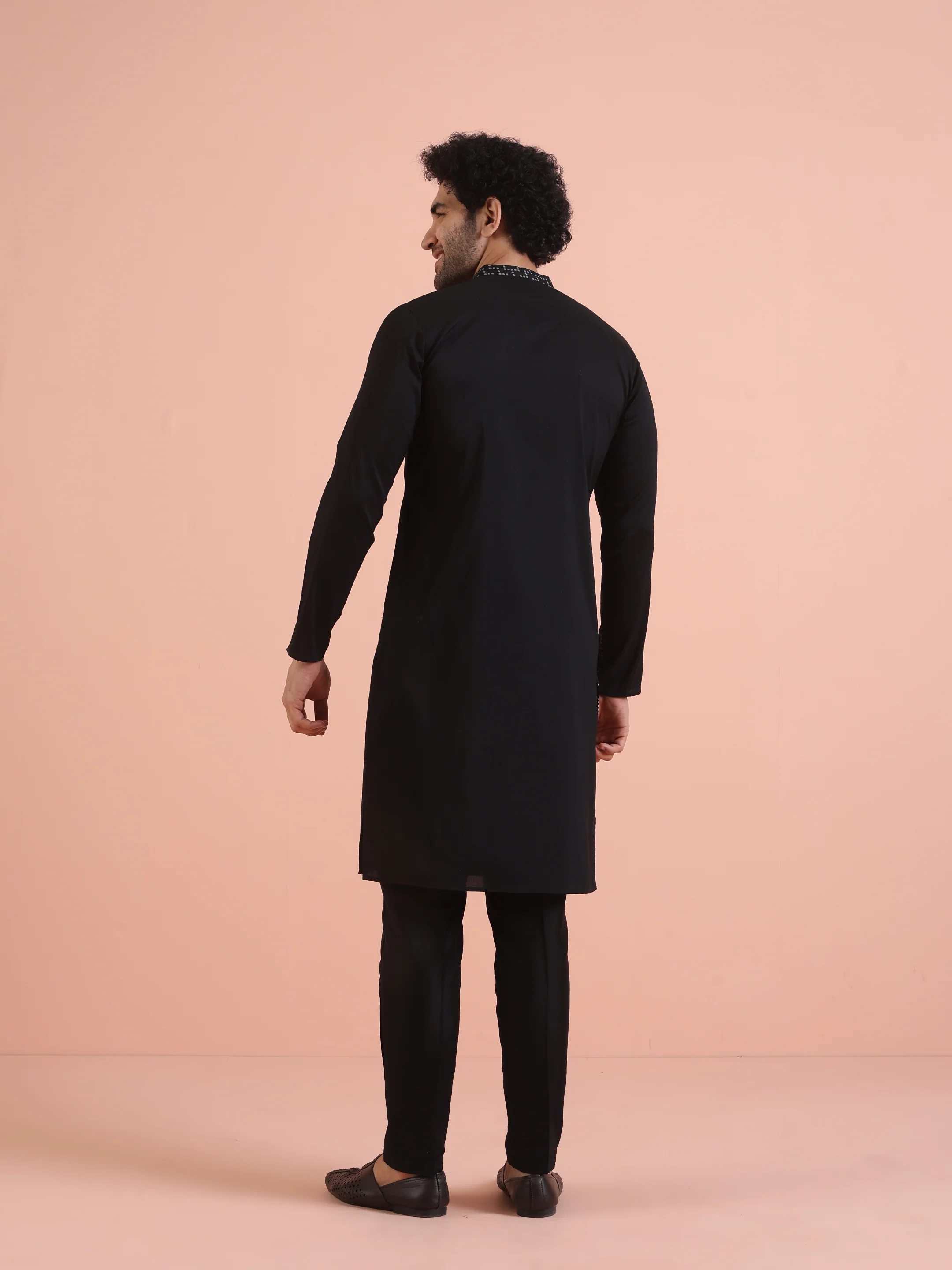 Black Cotton Blend Printed Kurta Trouser Set - Image 4