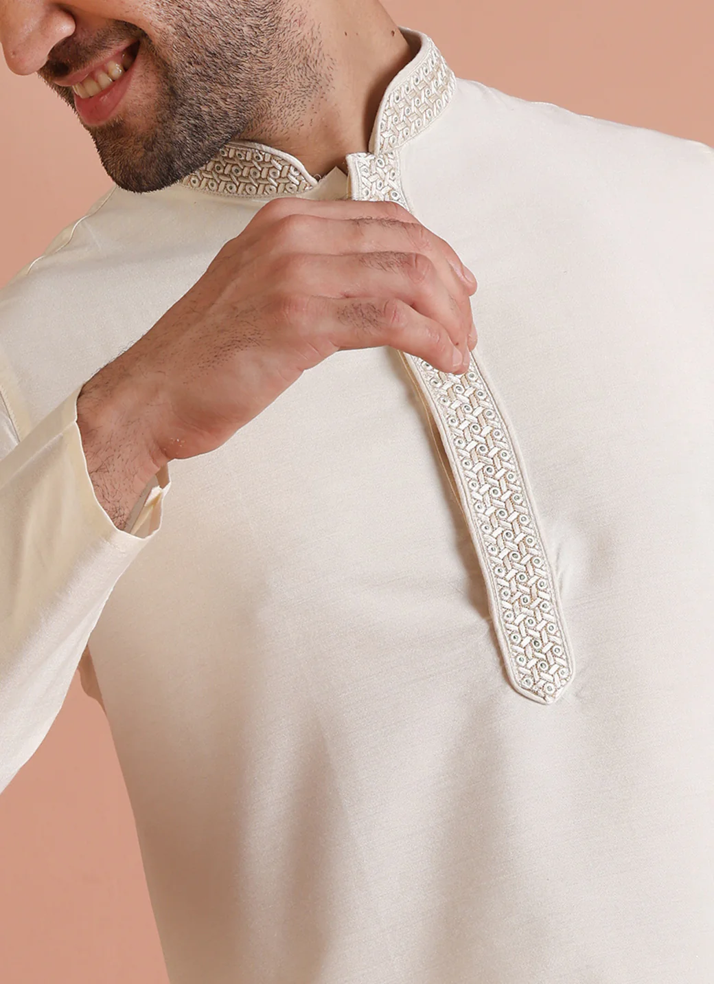 Cream Silk Blend Solid Kurta Trouser Set - Image 5