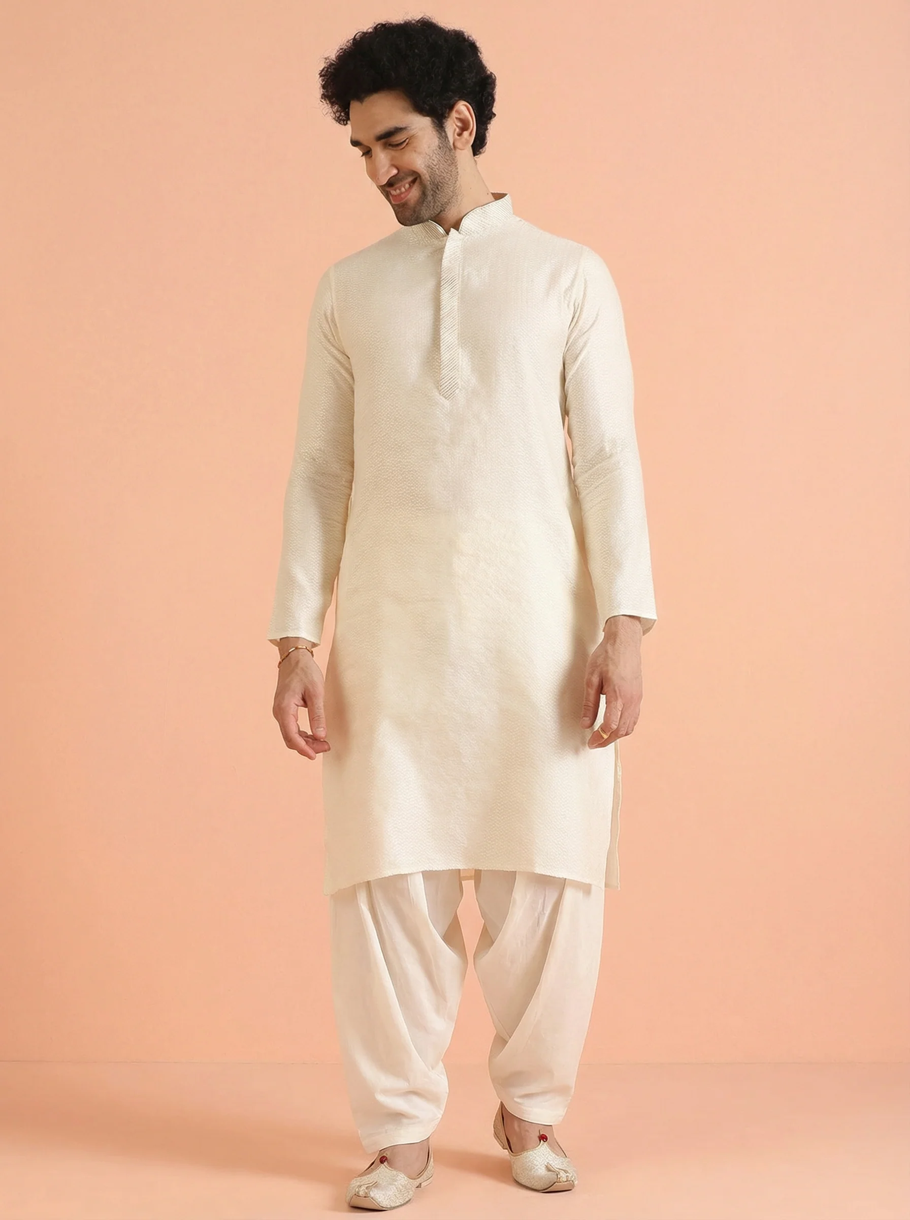 Cream Silk Blend Textured Kurta Patiyala Set