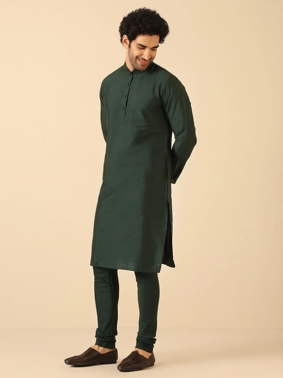 Dark Green Silk Blend Solid Plain Kurta - Image 3