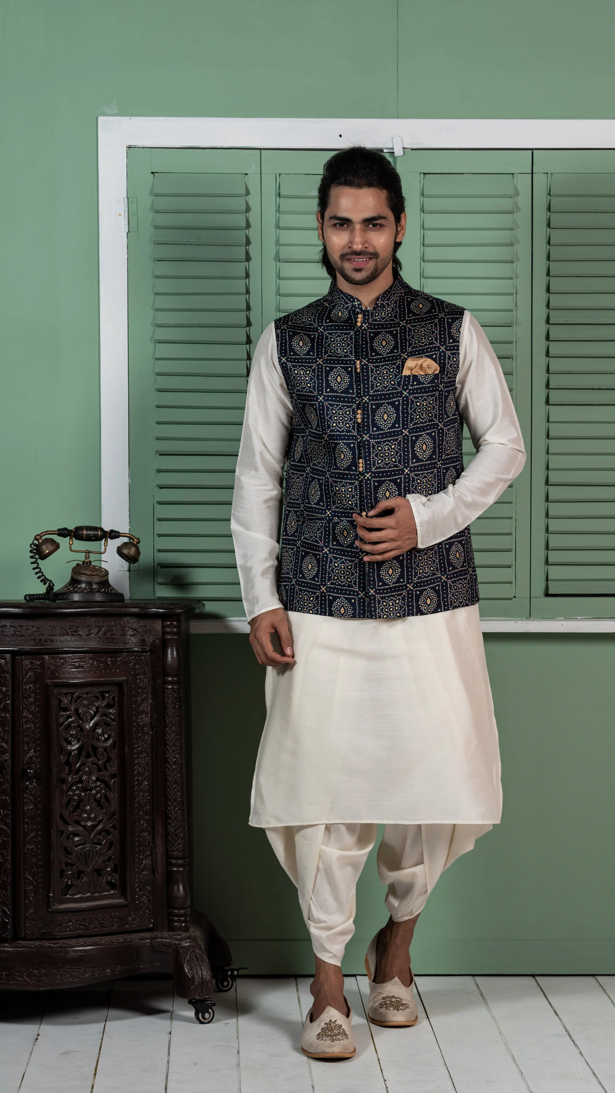 Kisah Men Navy Blue Kurta Jacket Set