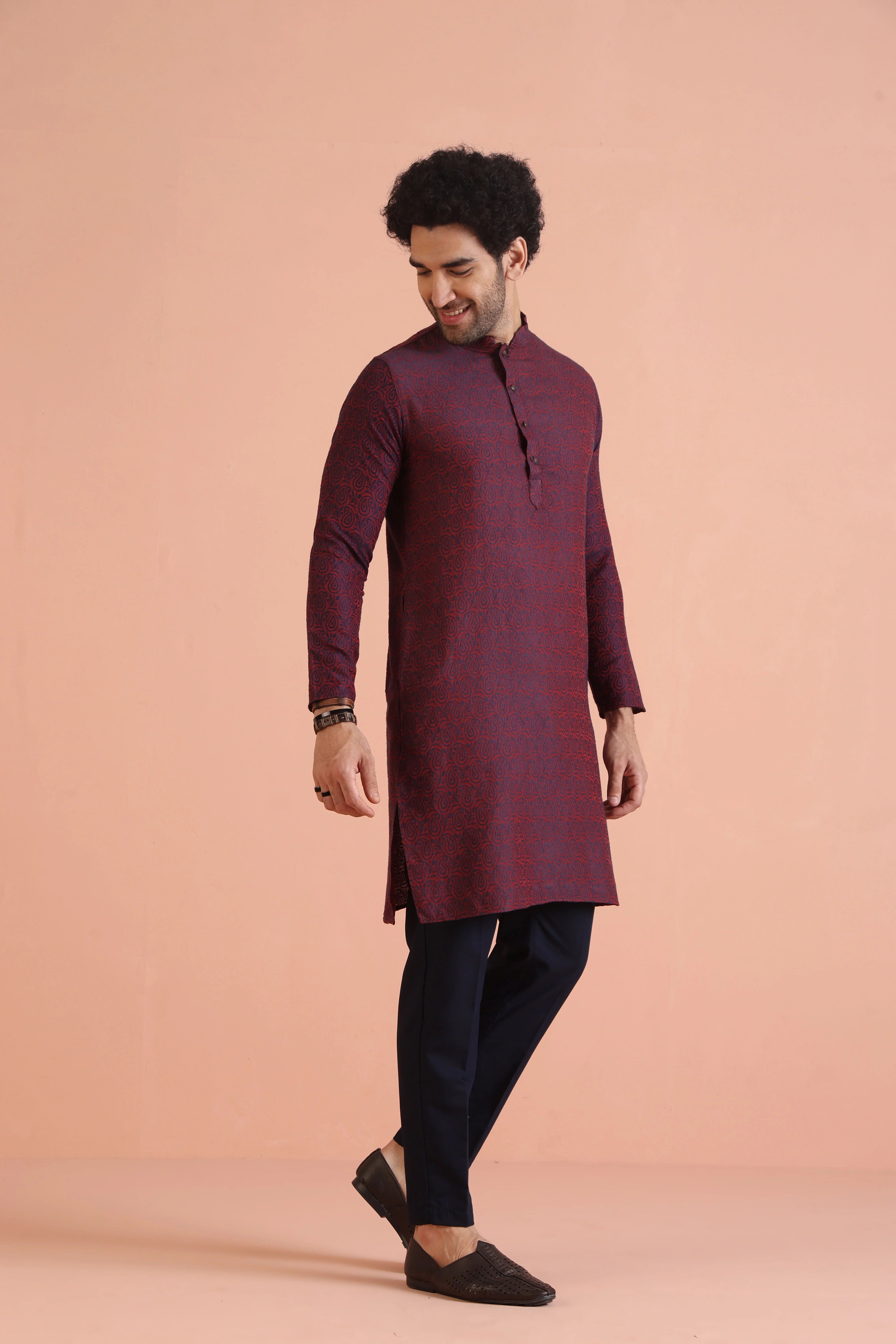 Maroon Cotton Silk Paisley Printed Kurta - Image 2
