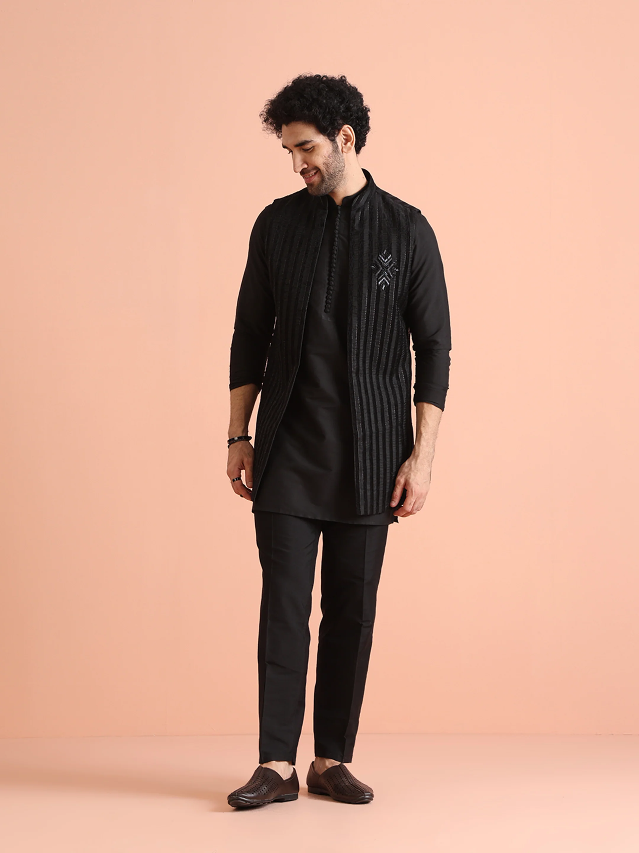 Black Jacket Kurta Trouser Set - Image 2