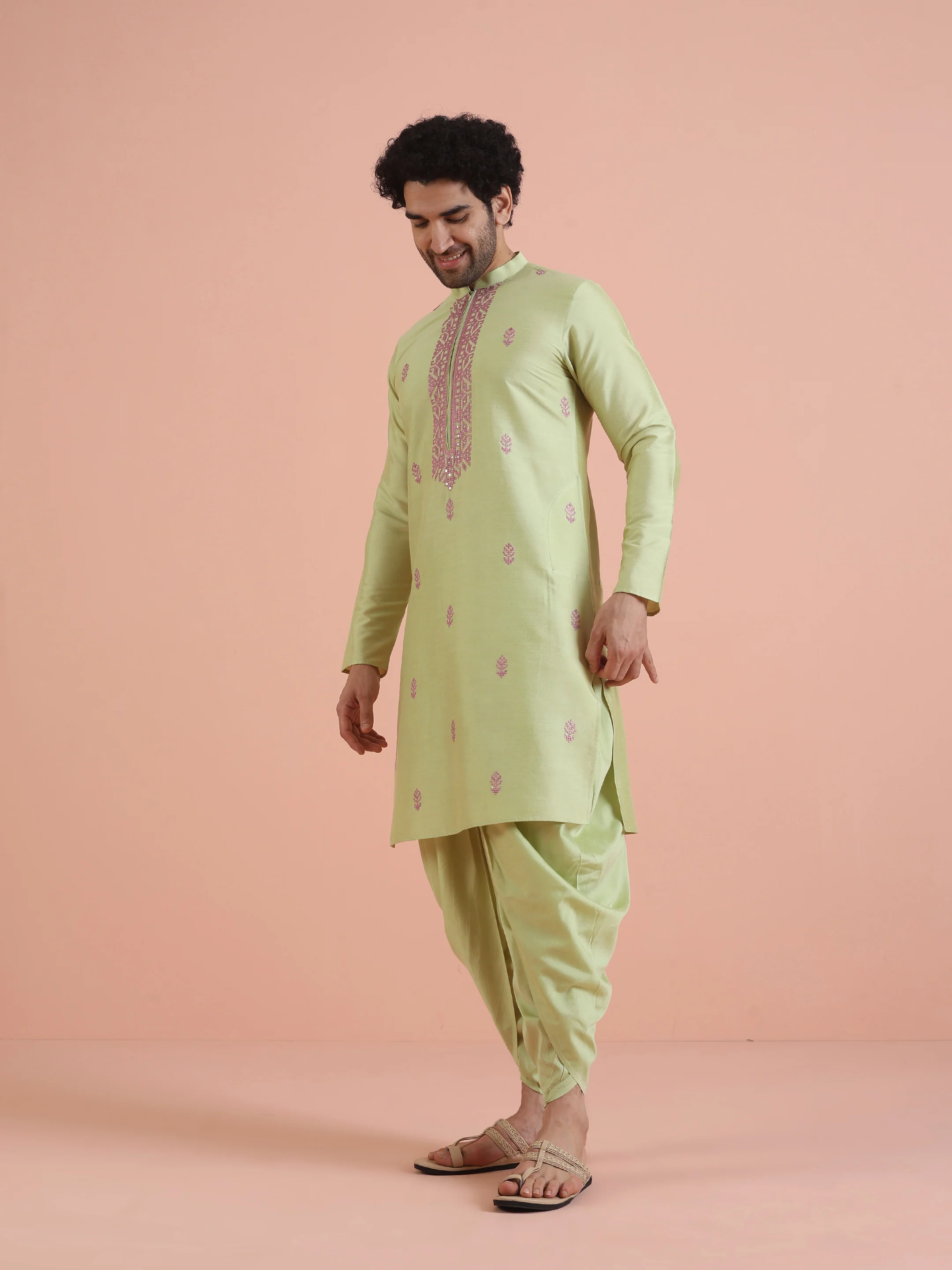 Men Green Embroidered Ethnic Motifs Kurta Dhoti Set - Image 3
