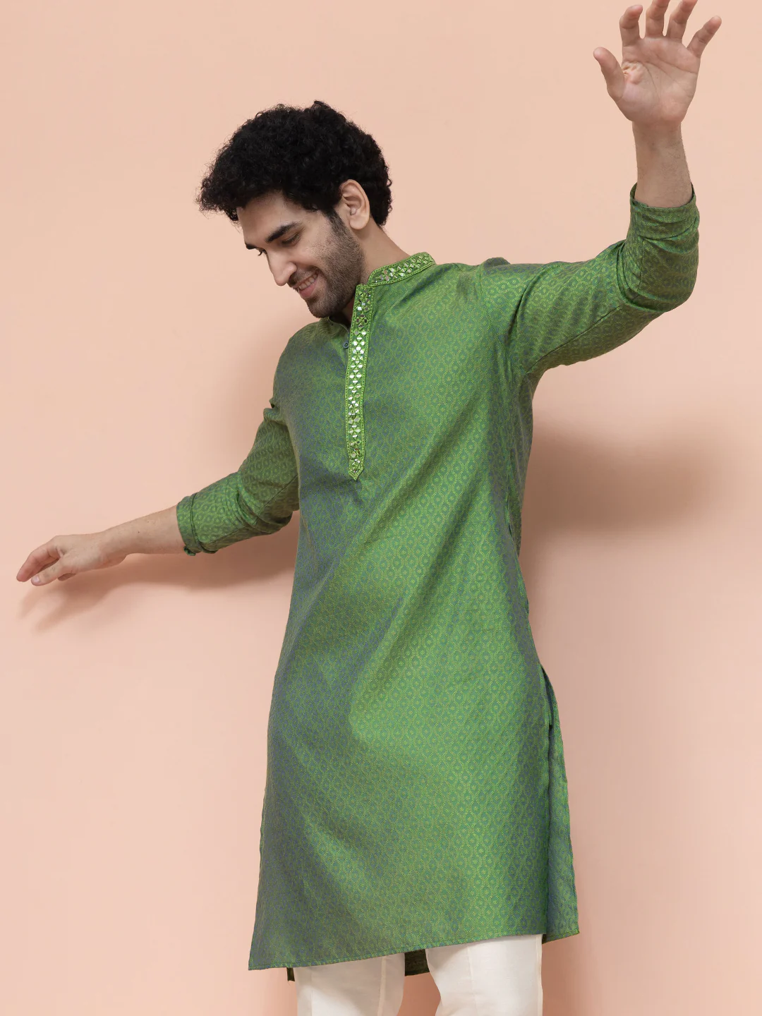 Men Green Ethnic Motifs Mirror work Kurta
