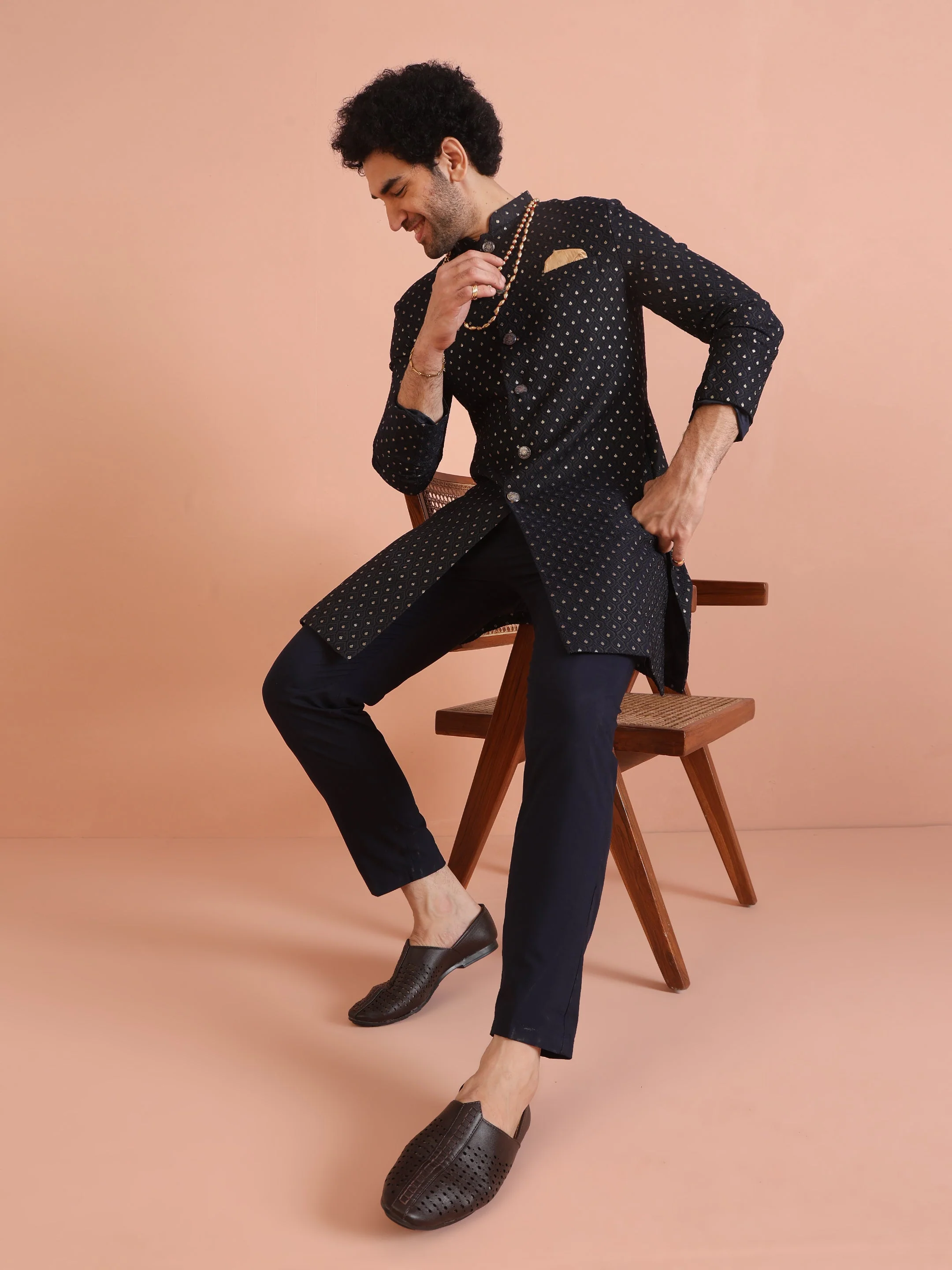Men Navy Blue Embellished Indowestern Trouser Set - Image 16