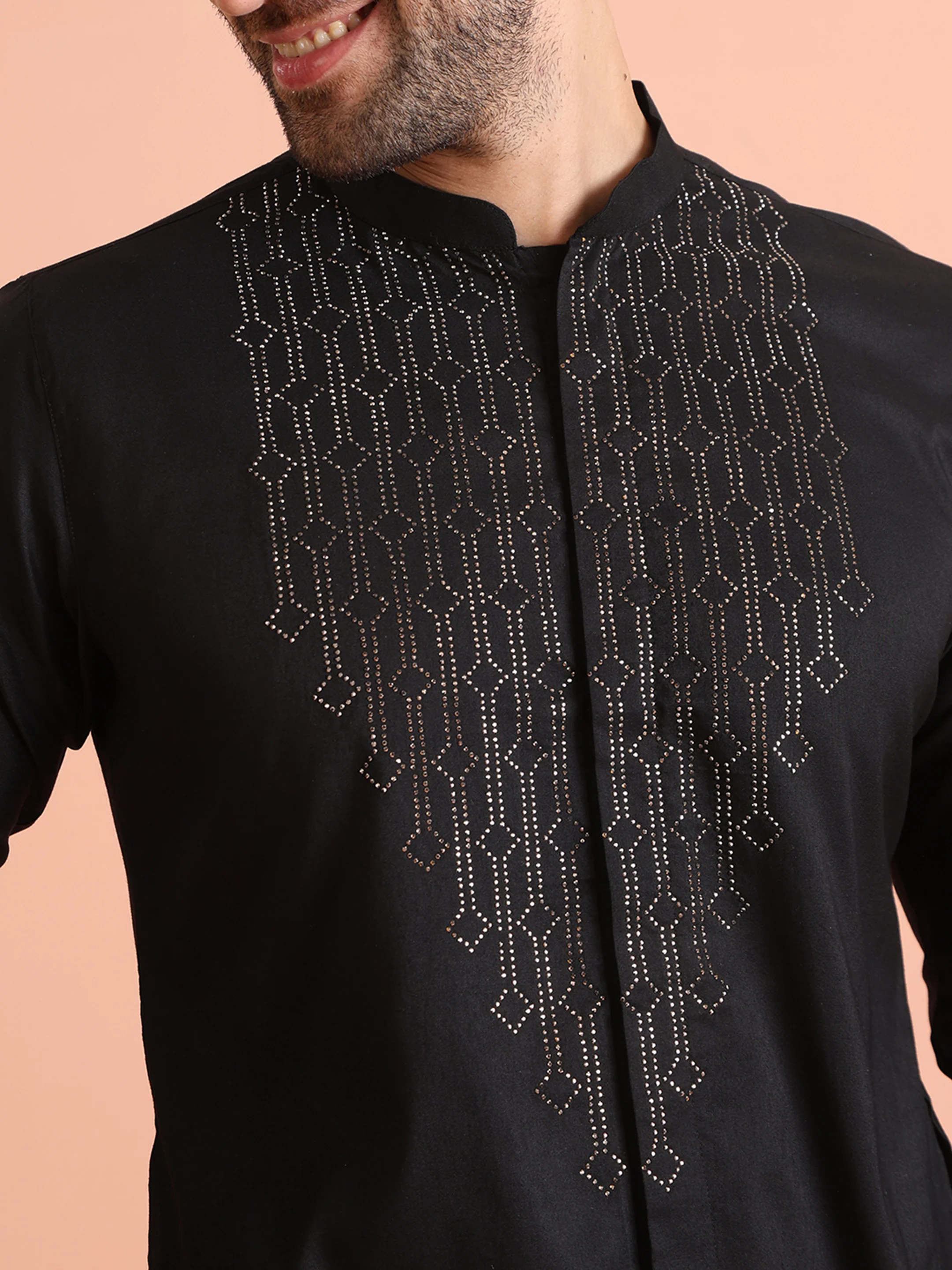 Men Black Embellished Rhine Stone Kurta - Image 5