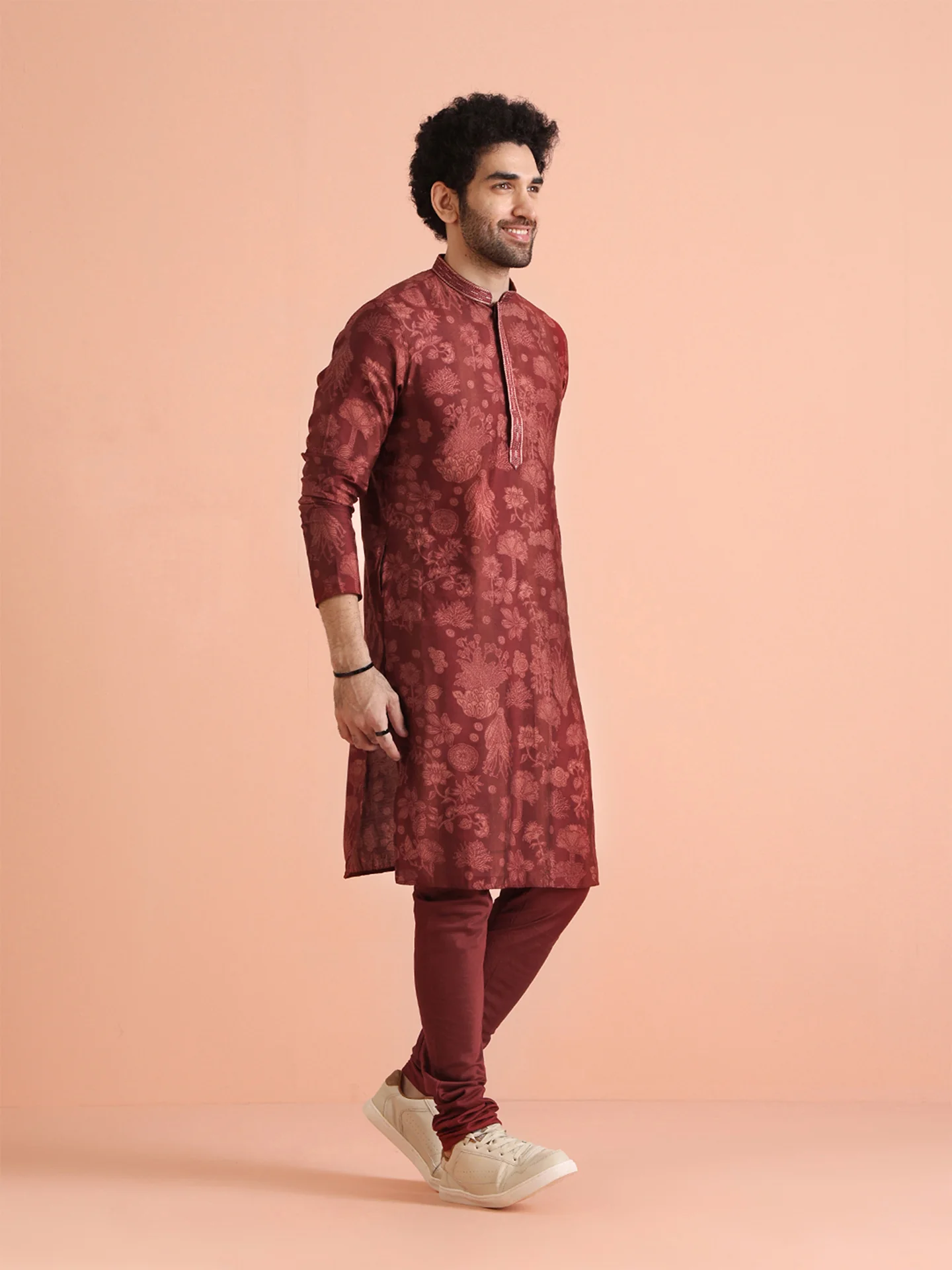 Maroon Silk Blend Floral Printed Kurta - Image 2