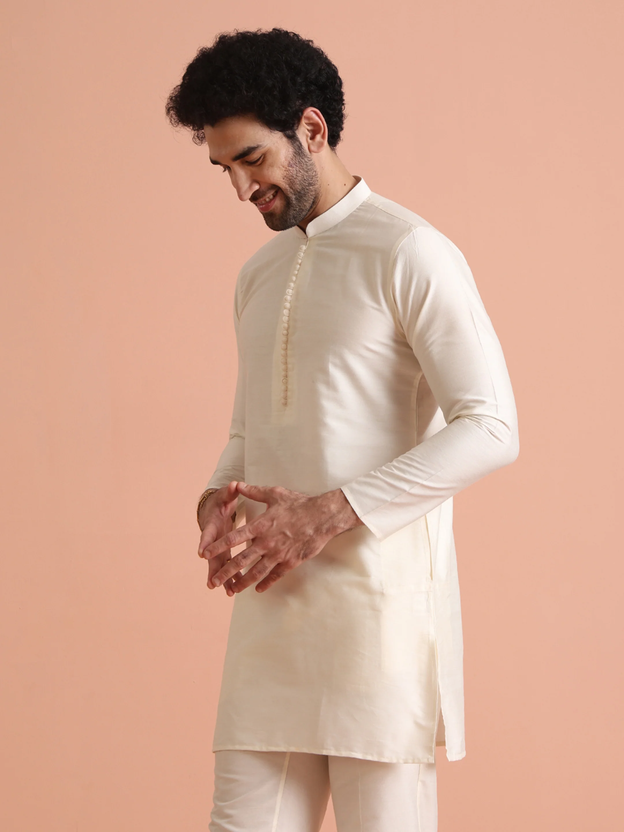 Cream Cotton Blend Solid Mid Kurta Trouser - Image 4