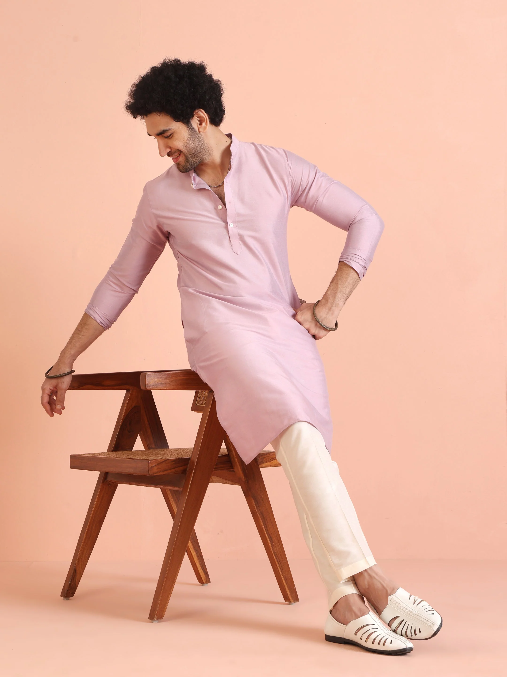 Kisah Men’s Light Pink Cotton Silk Kurta Trouser Set – Solid Ethnic Outfit – Festive Minimal Wear