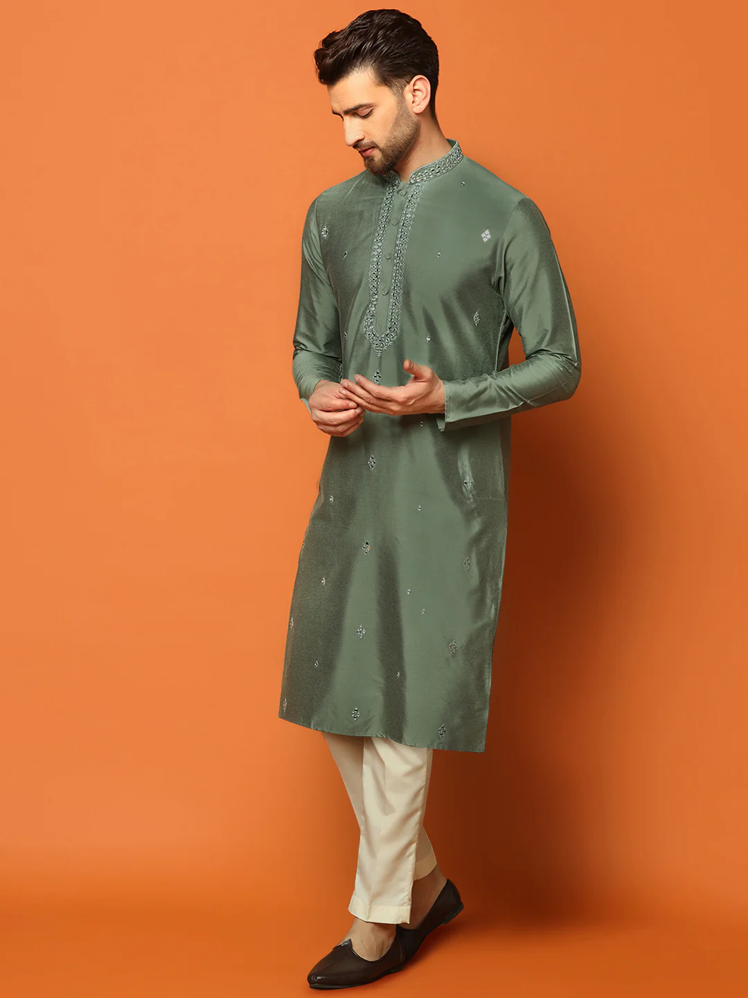 Green Cotton Blend Embroidered Kurta Trouser Set - Image 3