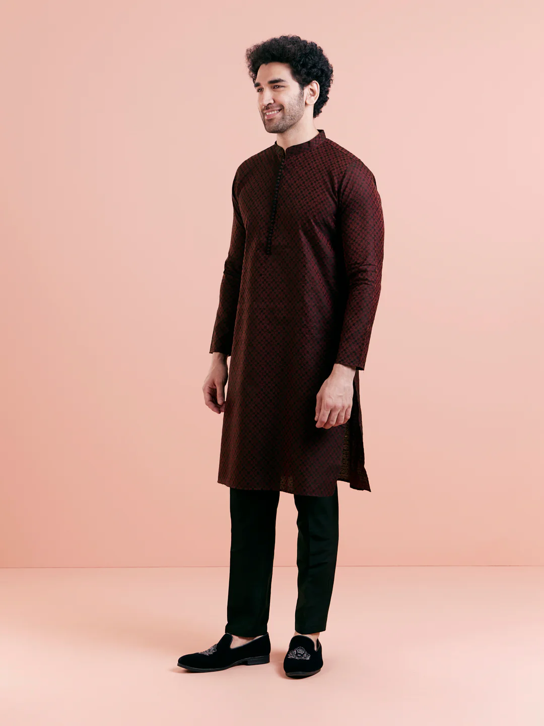 Maroon Silk Blend Woven Long Kurta - Image 4