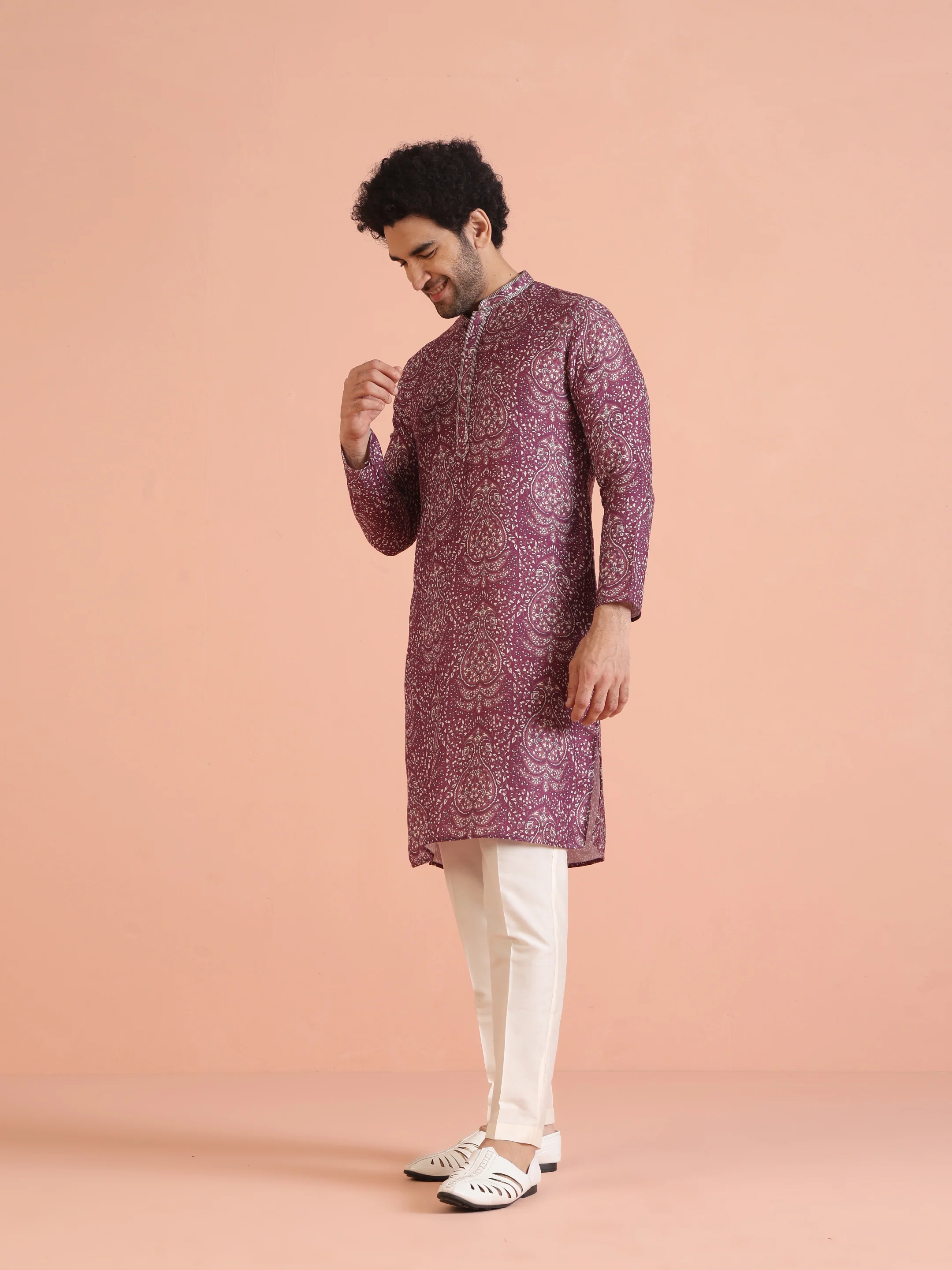 Magenta Pashmina Printed Kurta Trouser Set - Image 3