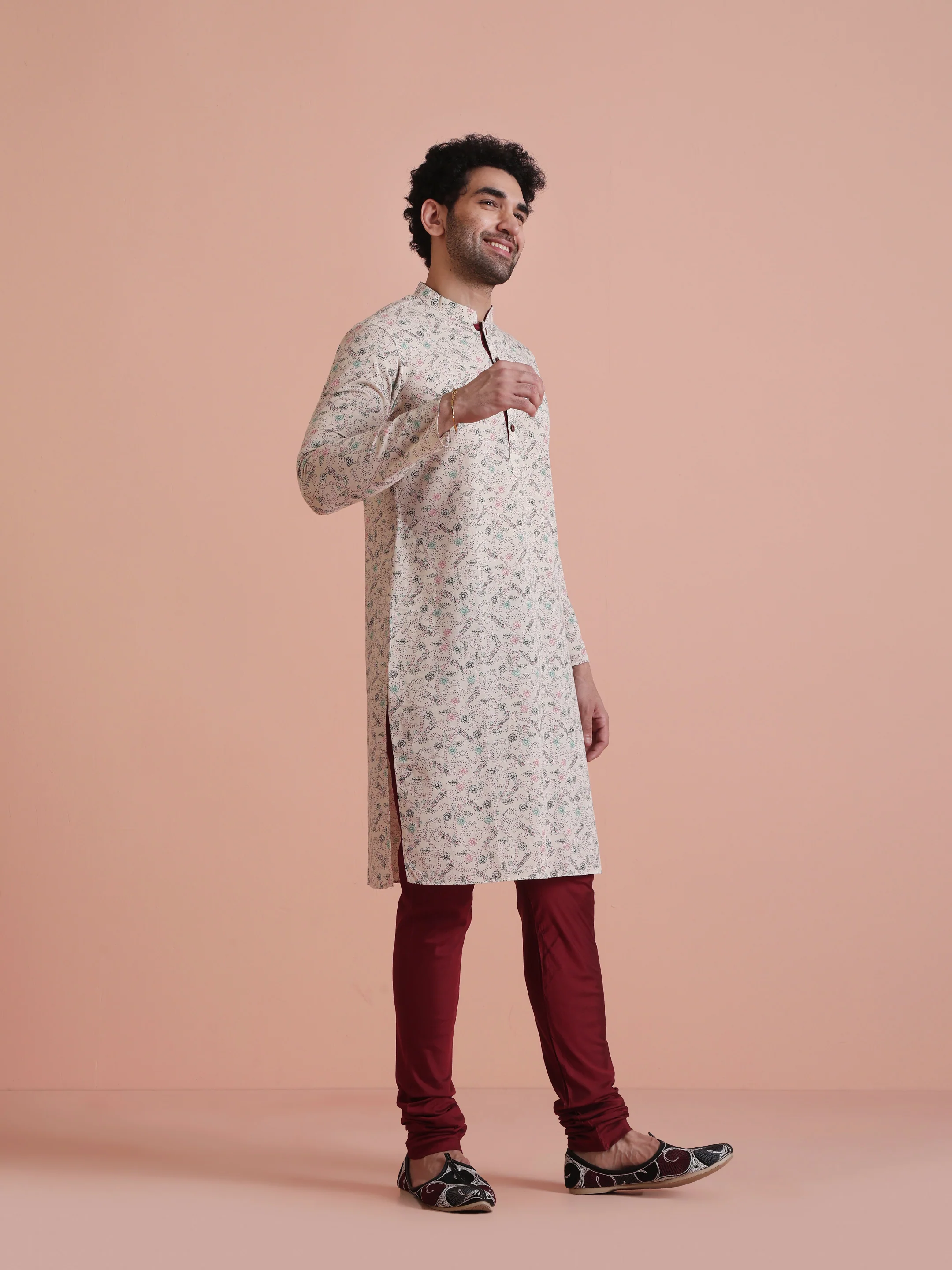 Men Off White Floral Printed Kurta Churidar Set â€“ Classic Festive Wear - Image 3
