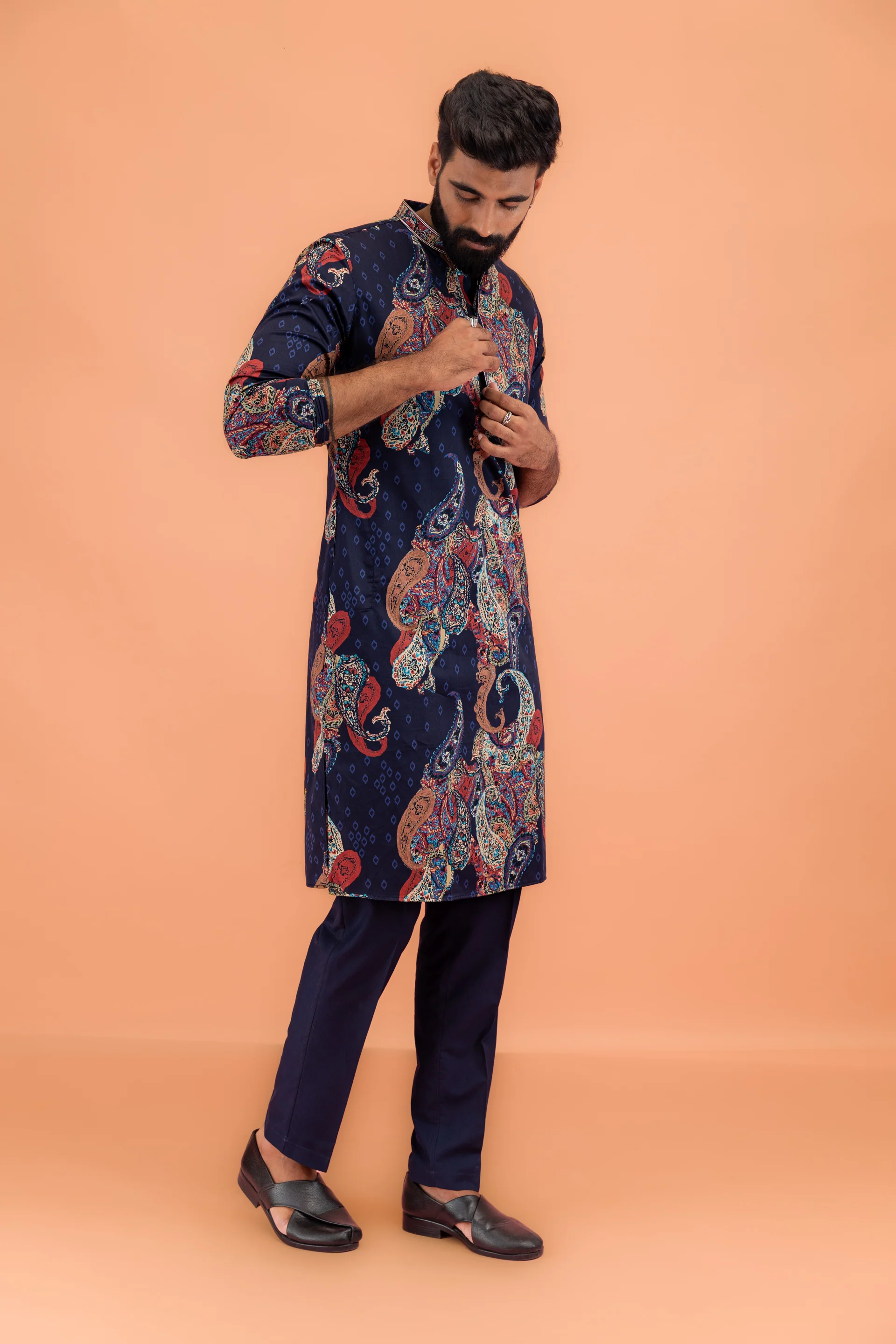 Men Navy Blue Multi-Color Paisley Printed Kurta Trouser Set - Image 3