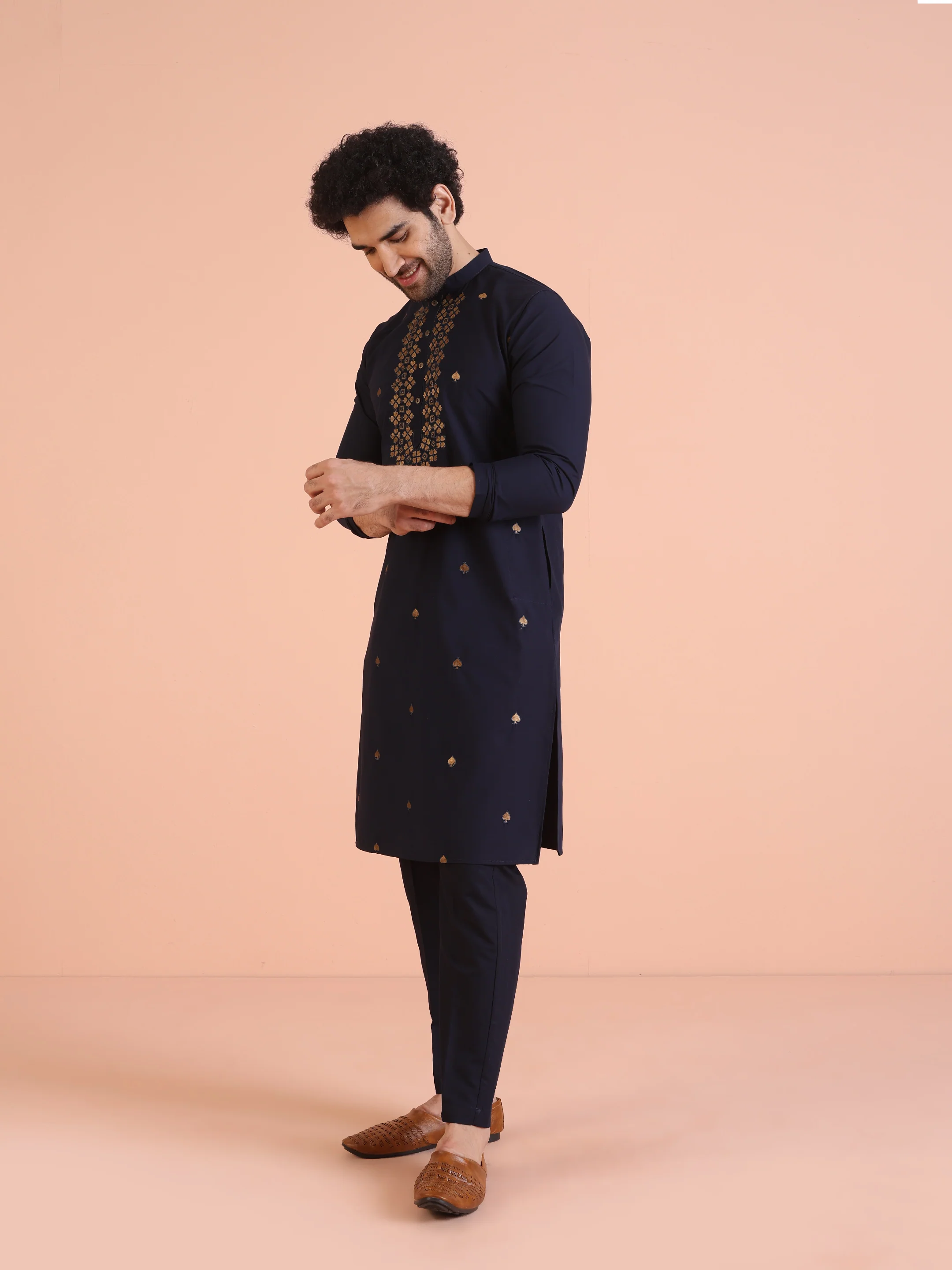 Navy Blue Cotton Silk Embroidered Kurta - Image 3