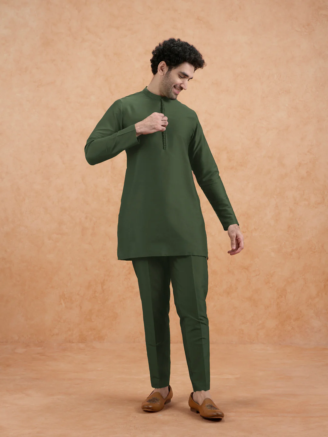Olive Green Poly Silk Solid Mid Kurta - Image 6